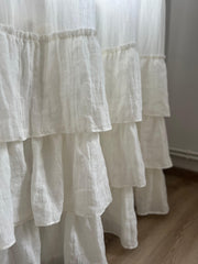 Linen Curtain With Ruffles